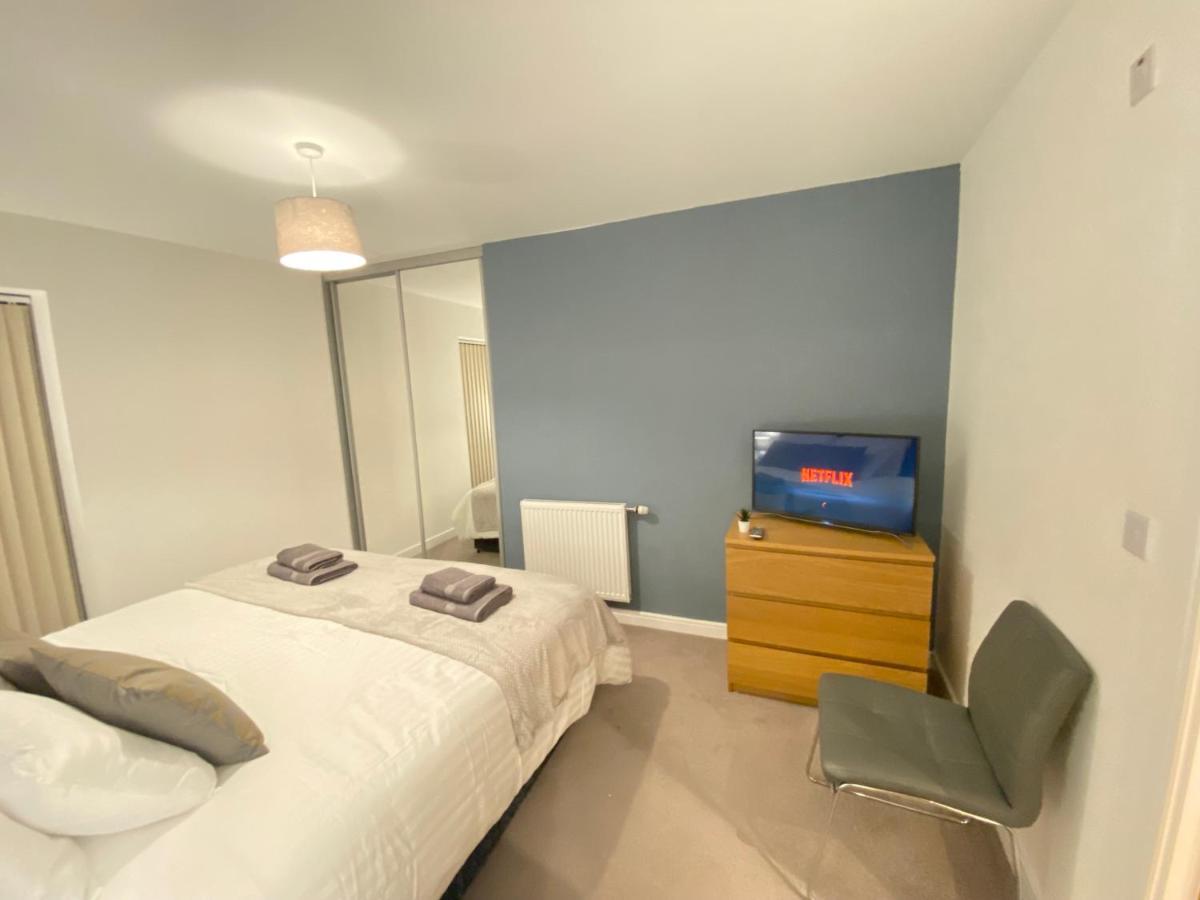 פורטסמות' 3 Bedrooms Double Or Single Beds, 2 Parking Spaces! Wifi & Smart Tv'S, Balcony מראה חיצוני תמונה